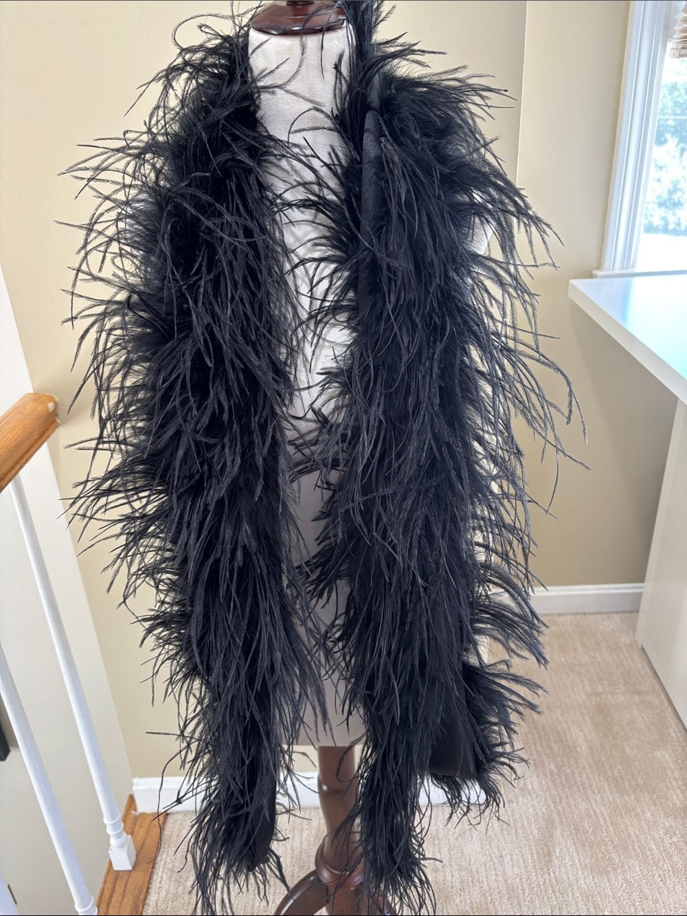 NWT Chico’s Women's Black Feather Boa